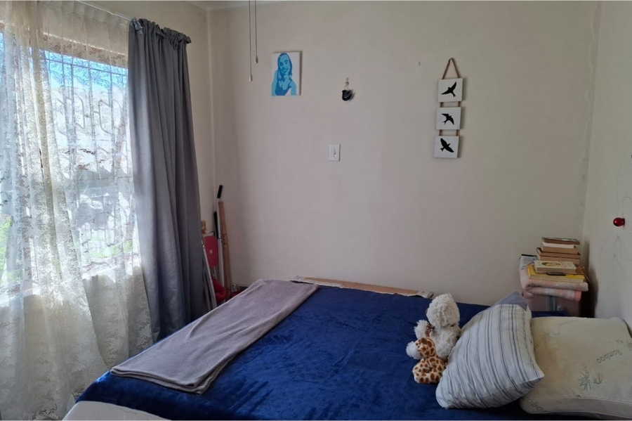 3 Bedroom Property for Sale in Overbaakens Eastern Cape